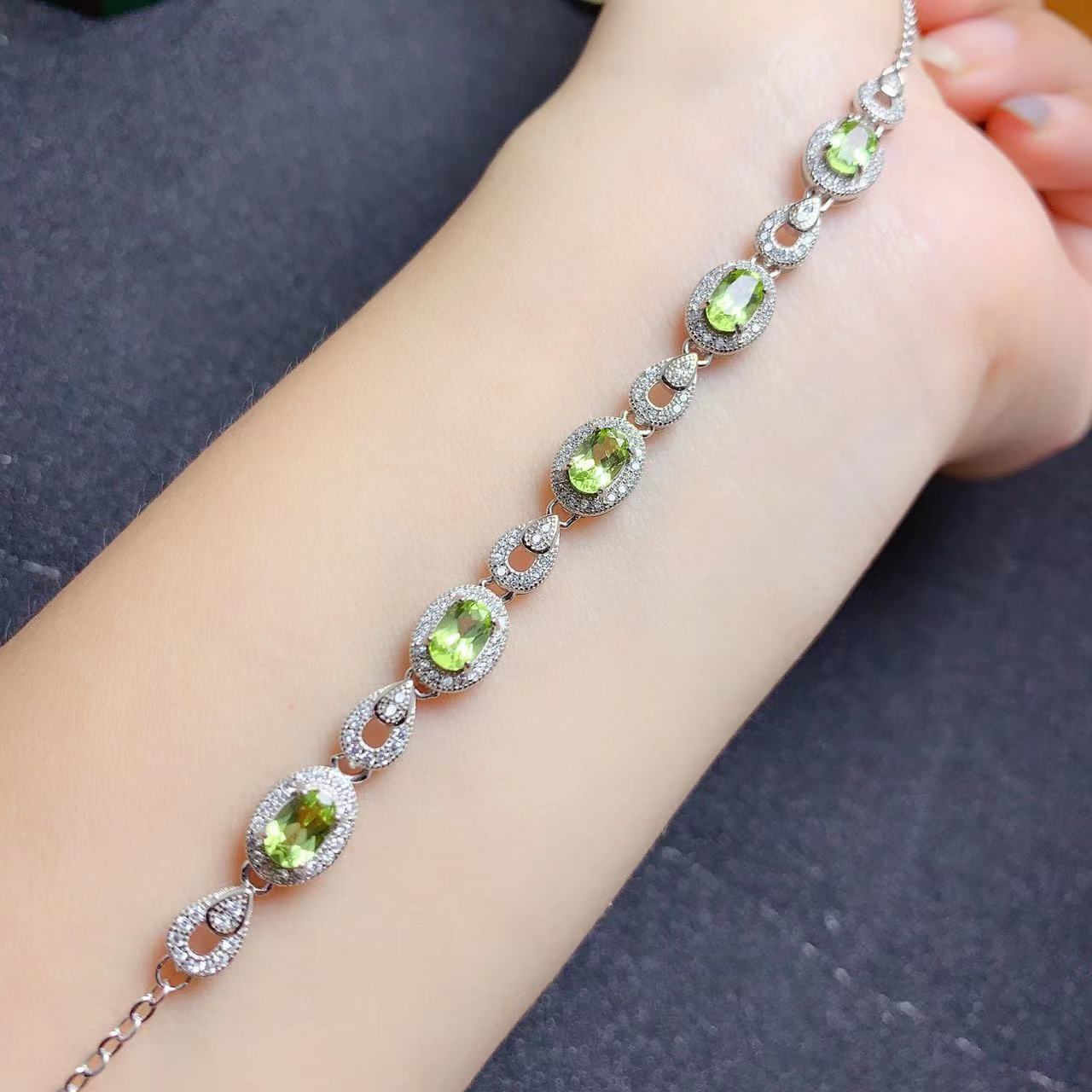 925 Silver Inlaid Natural Olivine Bracelet