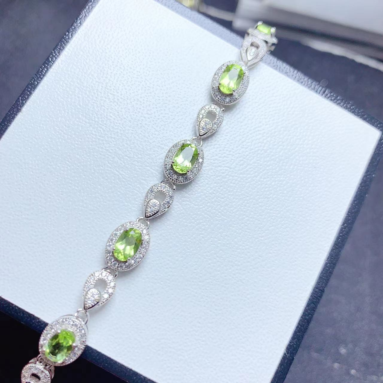 925 Silver Inlaid Natural Olivine Bracelet