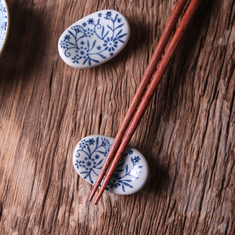 Crescent Ceramic Chopstick Holder Chopsticks Rest Japanese Chopsticks Pillow Spoon Fork Stand Dining Table Accessories Supplies