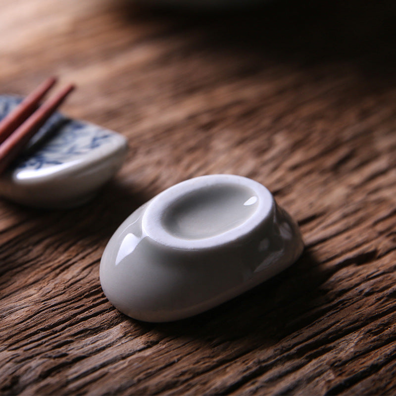 Crescent Ceramic Chopstick Holder Chopsticks Rest Japanese Chopsticks Pillow Spoon Fork Stand Dining Table Accessories Supplies