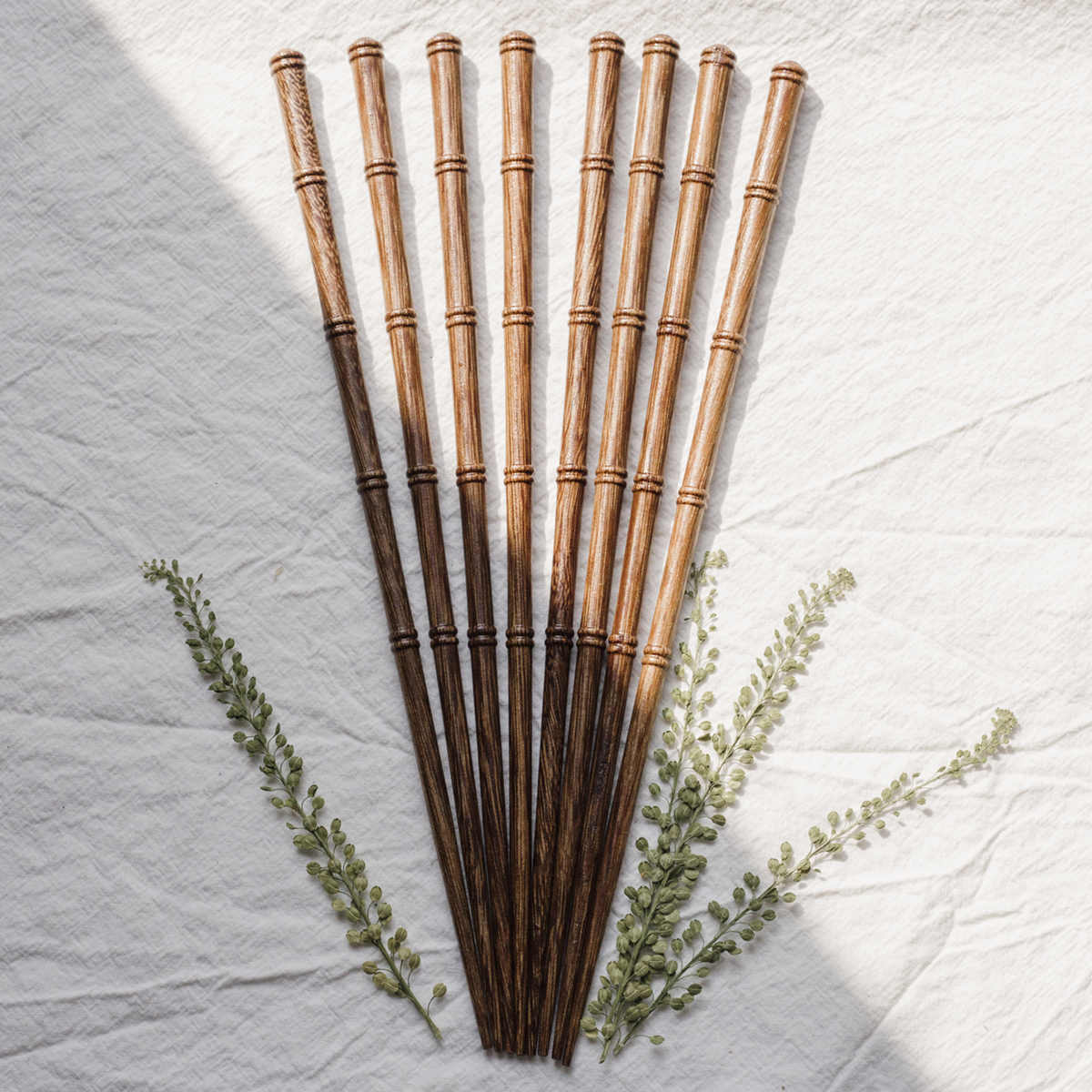 Door Frame Bamboo Sashimi Pointed Chopsticks