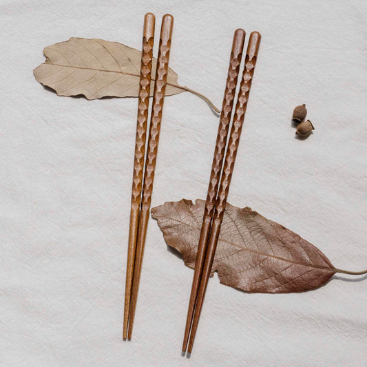 Embossed Texture Sashimi Pointed-toe Retro Chopsticks