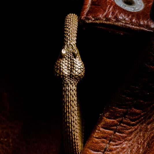 Fashion And Original Brass Snake Bite Key Ring