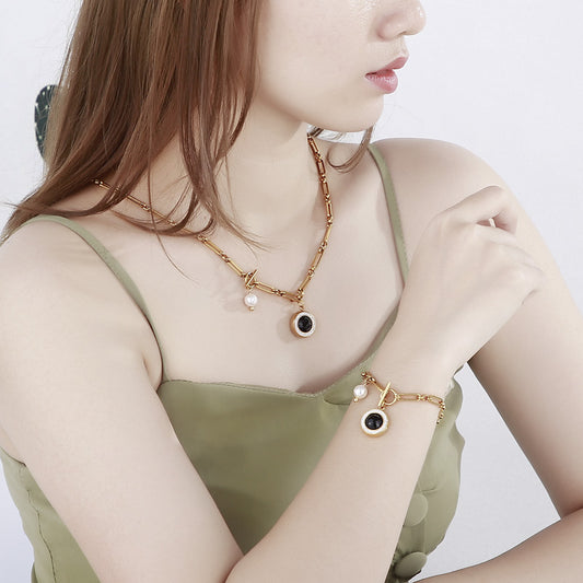 Personality Creative Gold Stainless Steel Multicolor Pendant