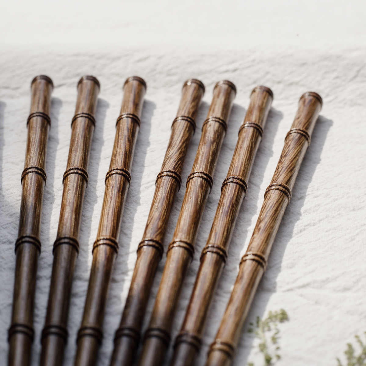 Door Frame Bamboo Sashimi Pointed Chopsticks